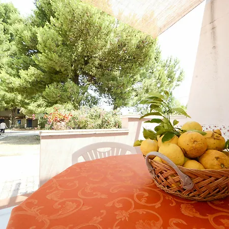 Holiday home Teti Campofelice Di Roccella