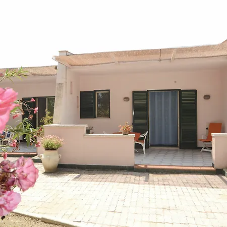 Holiday home Teti Campofelice Di Roccella